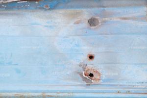 彩鋼瓦翻新修繕，遇到漏水隱患該怎么辦？